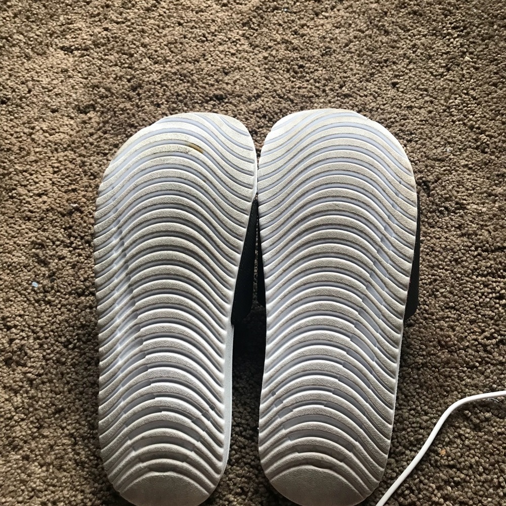 Worn twice - Picture 2 of 2